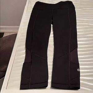 lululemon athletica Girls' Black Cropped Leggings with Subtle Dark Purple Panels